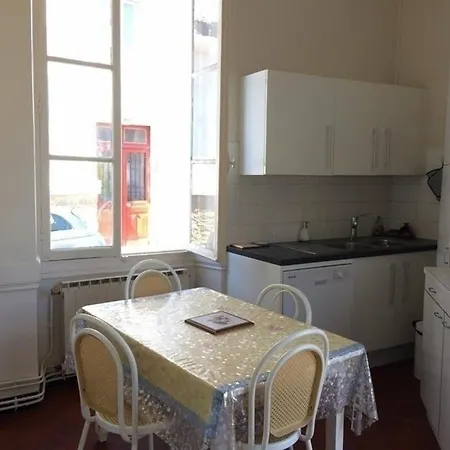 House Maison Du Golf : Vacances Avec Jardin Au Coeur Du Quartier Saint-charles * ビアリッツ