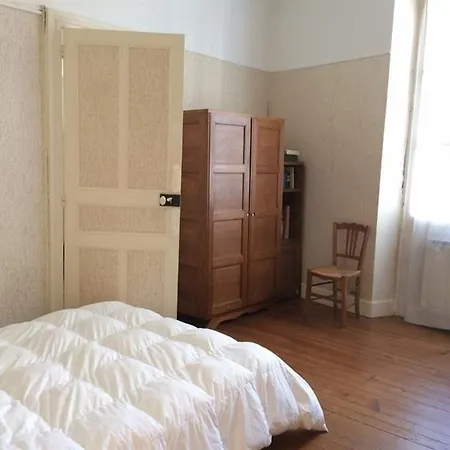 Vakantiehuis House Maison Du Golf : Vacances Avec Jardin Au Coeur Du Quartier Saint-charles